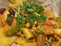-红渡小香·牛肉麻辣香锅(车站南路店)