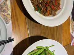 -黄泥岗·地道湖北菜(奥特莱斯店)