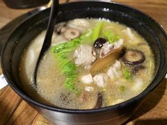 香菇炖鸡米线-老妈米线(木渎影视城店)