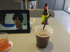 冰拿铁-Seesaw Coffee(上生新所店)