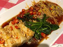 菠菜豆芽拌面筋-西域阿里马新疆菜·清真(桂花路店)