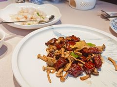 菌菇爆炒牛肉粒-漢舍中国菜馆(889广场店)