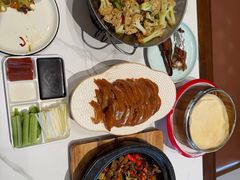 -梅利汴京烤鸭•开封豫菜地标店(东司门店)