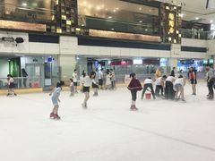 -正佳冰河湾真冰滑冰场