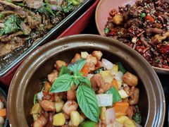 -红东阁东北菜烤肉酒馆(CROSS万象汇店)