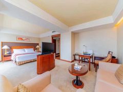 -汕尾巴黎半岛酒店