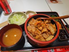 -牛邸·烧肉饭(来福士店)