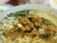 老坛酸菜牛肉面-沈老头包子(八十五店)