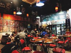 大堂-蚝堡海鲜·威海菜·海肠捞饭·烧烤·亚洲吃蚝公司(幸福门店)