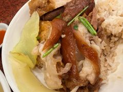 -猪脚洪隆江猪脚饭