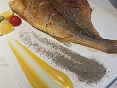 -赶海部落海鲜城(海阳路店)