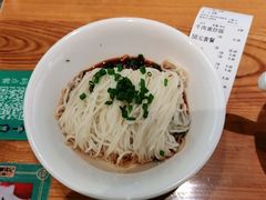 -诚铭记·虾仁汤包·成都小吃(融创店)