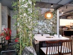 -德林酸菜鱼火锅(南丹店)