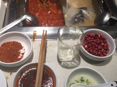 -海底捞火锅鲜切牛肉主题店(长寿路店)