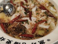 -江渔儿酸菜鱼(奥园广场金发购物中心店)