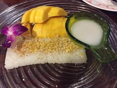 -Dang restaurant (patong phuket)