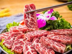 -老码头黑皮肘子锅包肉(赣水路店)