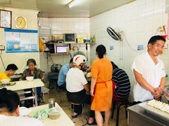 大堂-黄阿姨锅贴大王(万航渡路店)