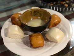 金银小馒头-川人百味·水煮活鱼(赛罕万达店)