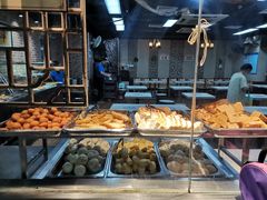 面包甜点陈列柜-净行天厨(莲塘总店)