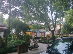 -小丫头餐厅·江浙菜·烧烤(灵隐店)