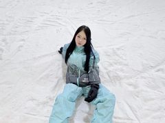 -乔波室内滑雪场