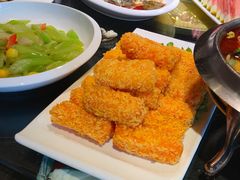 -靠山屯东北农家菜(八龙桥雅苑店)