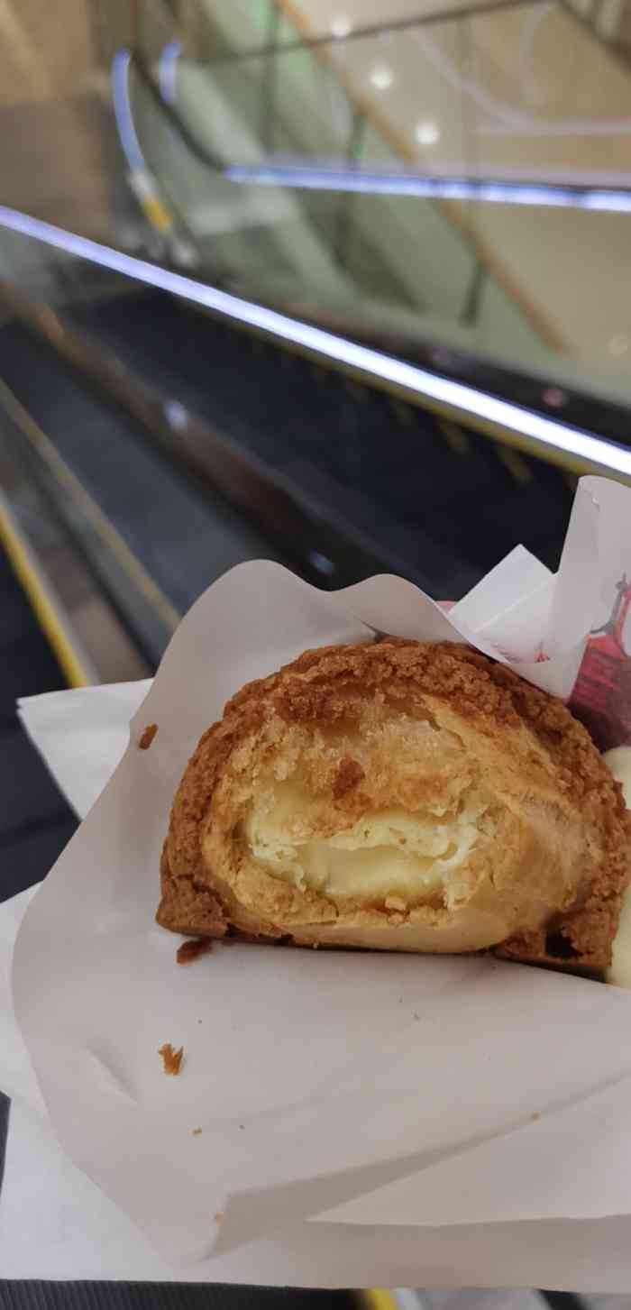 西树泡芙(万达one店)-"跟朋友来万达one吃饭,因为未能成功抢单.