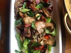 -郑件洋芋饭庄