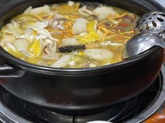 -菌之家·专业纯野生菌火锅·特色炒菌