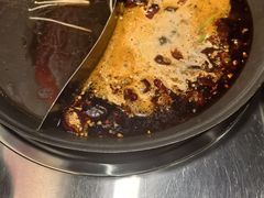 -鹿鸣山草本茶香火锅(园西路店)