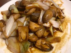 葱烧草菇-青英餐厅