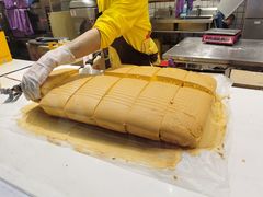 咸蛋黄夹心鸡蛋糕-小熊吉姆(kkone店)