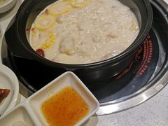 -粤小煲鲜汤猪肚鸡(丹尼斯二天地店)