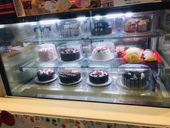 面包甜点陈列柜-DQ·蛋糕·冰淇淋(通州万达店)