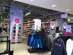 -唯品会(北京国瑞城店)