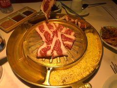 猪肘片-猪啊牛呀羊啊水煮肉