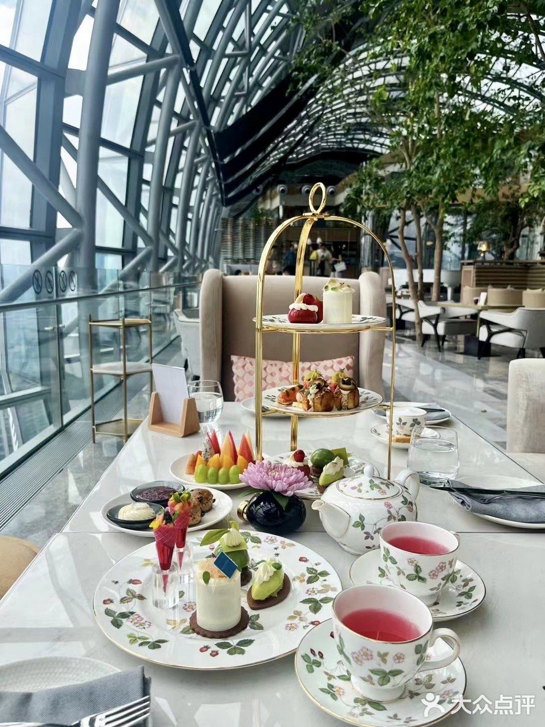 重庆人对甜品的最高评价：好吃，不甜。