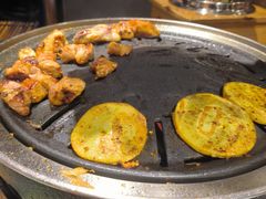 -明洞阿姨·韩式酱蟹烤肉·创意料理(三元桥店)