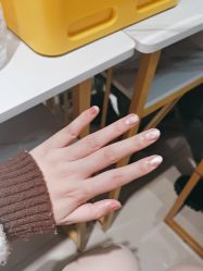 -丽心自助美甲美睫