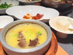 -虹潮荟·餐桌上的美食地理(太阳宫店)