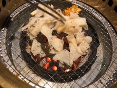 -山川小町·极番烧肉(新地假日广场店)