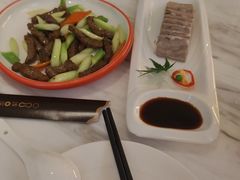 -浅深(世茂滨江精品店)