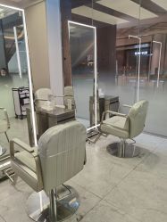 -PE SALON