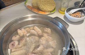 Hainan Original Coconut Chicken