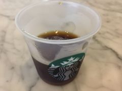 -星巴克(杭州西湖银泰1F店)