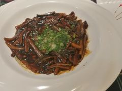 -小龙酒家(桂平路店)
