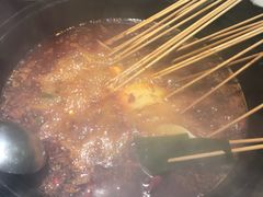 -两三事小郡肝串串香火锅(桂庙店)