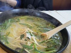 传统过桥米线-云腾食府·云南菜