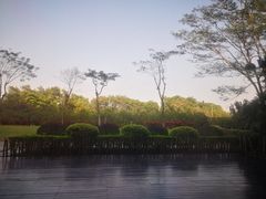 -深圳隐秀山居酒店